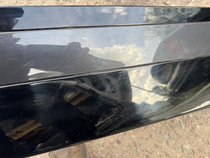 2025 RANGE ROVER VELAR L560 FRONT LEFT DOOR LOWER MOULDING 2017 on J8A221065