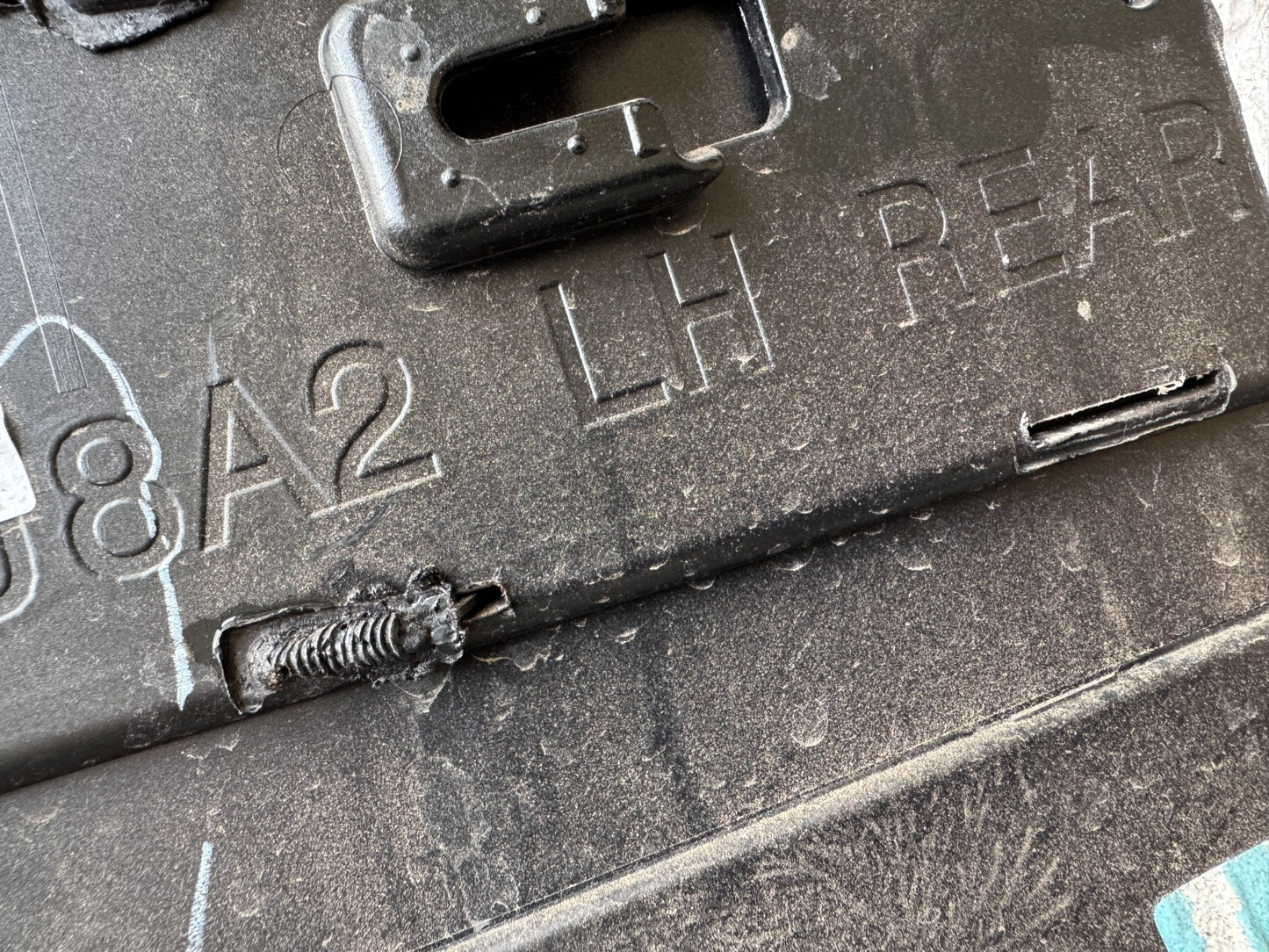 2025 RANGE ROVER VELAR L560 REAR LEFT DOOR LOWER MOULD 2017 on J8A2274A49A
