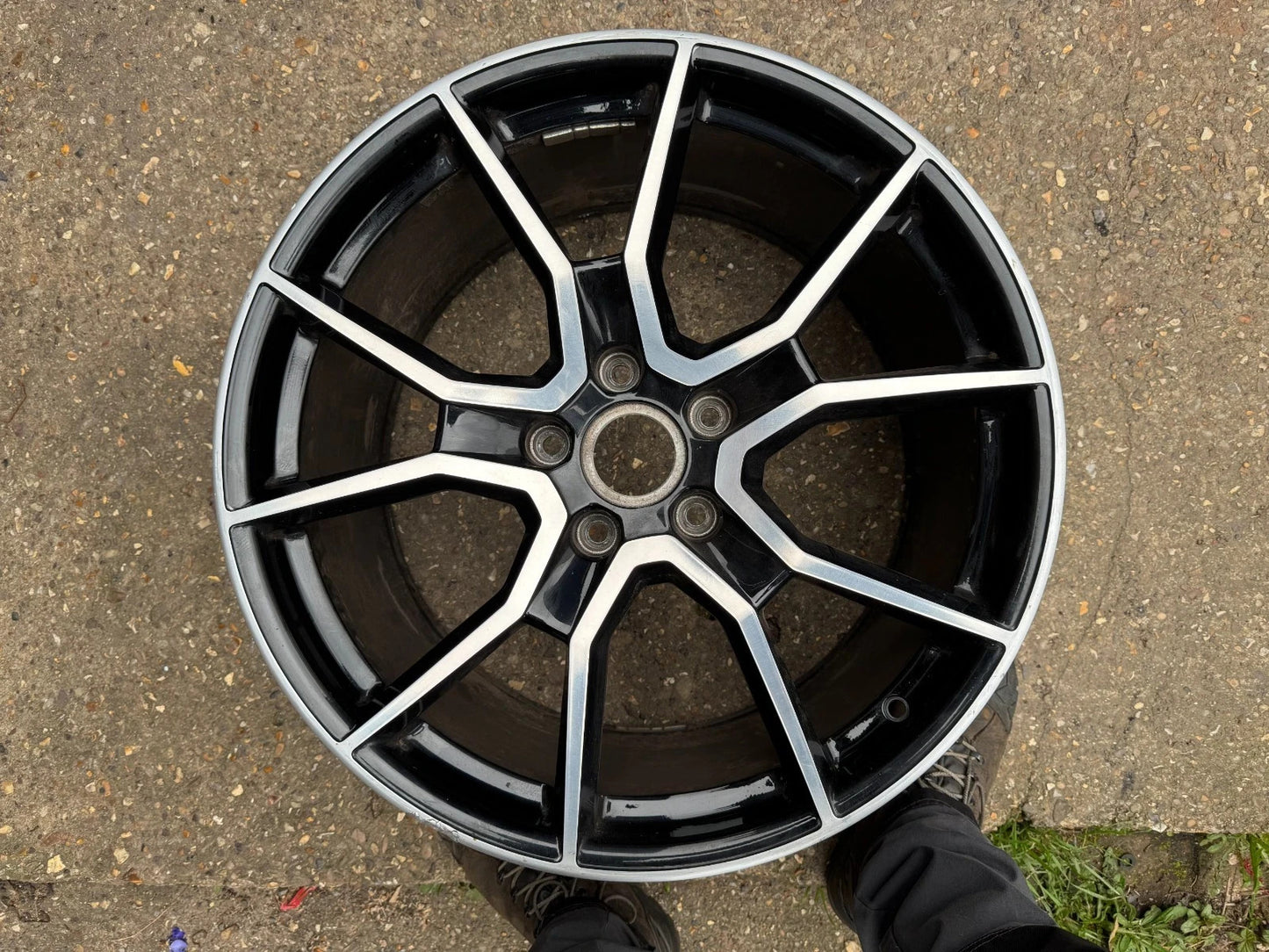 2x porsche wheels taycan - see description - special deal for jakeysetti