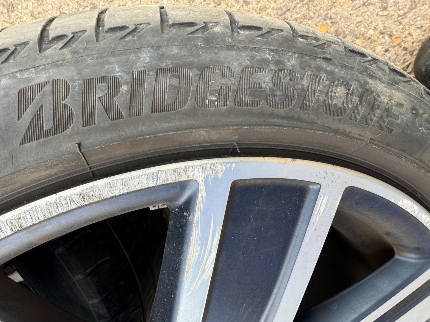 Mini Clubman F54 2022 All R18 alloy rim 6888083 Scratched