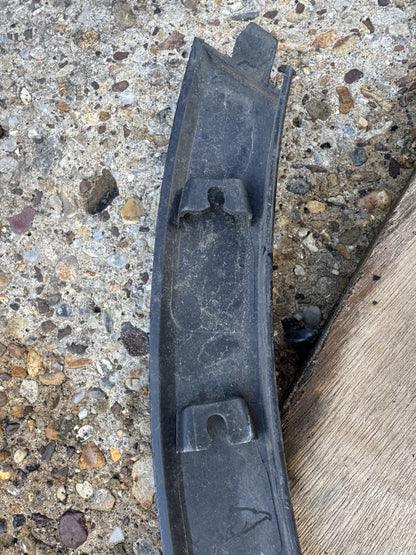 2011-15 OPEL VAUXHALL MOKKA X FRONT LEFT PASSENGERS WHEEL ARCH TRIM OEM 95164501