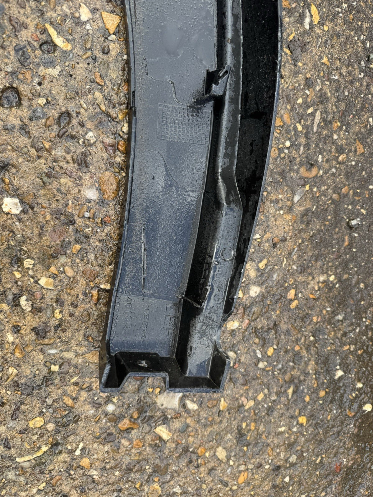 2024 PEUGEOT 3008 MK3 GT MHEV ARCH TRIM REAR PASSENGER SIDE LEFT 9840246180