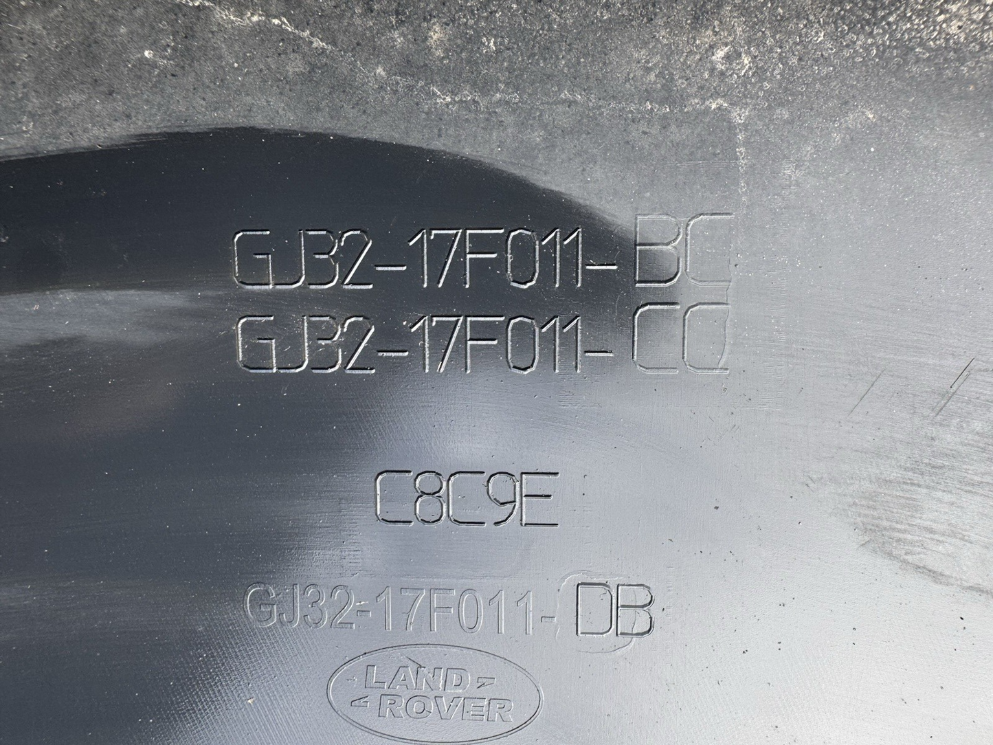 2016 RANGE ROVER EVOQUE REAR BUMPER LOWER TRIM GENUINE GJ32-17F011-DB