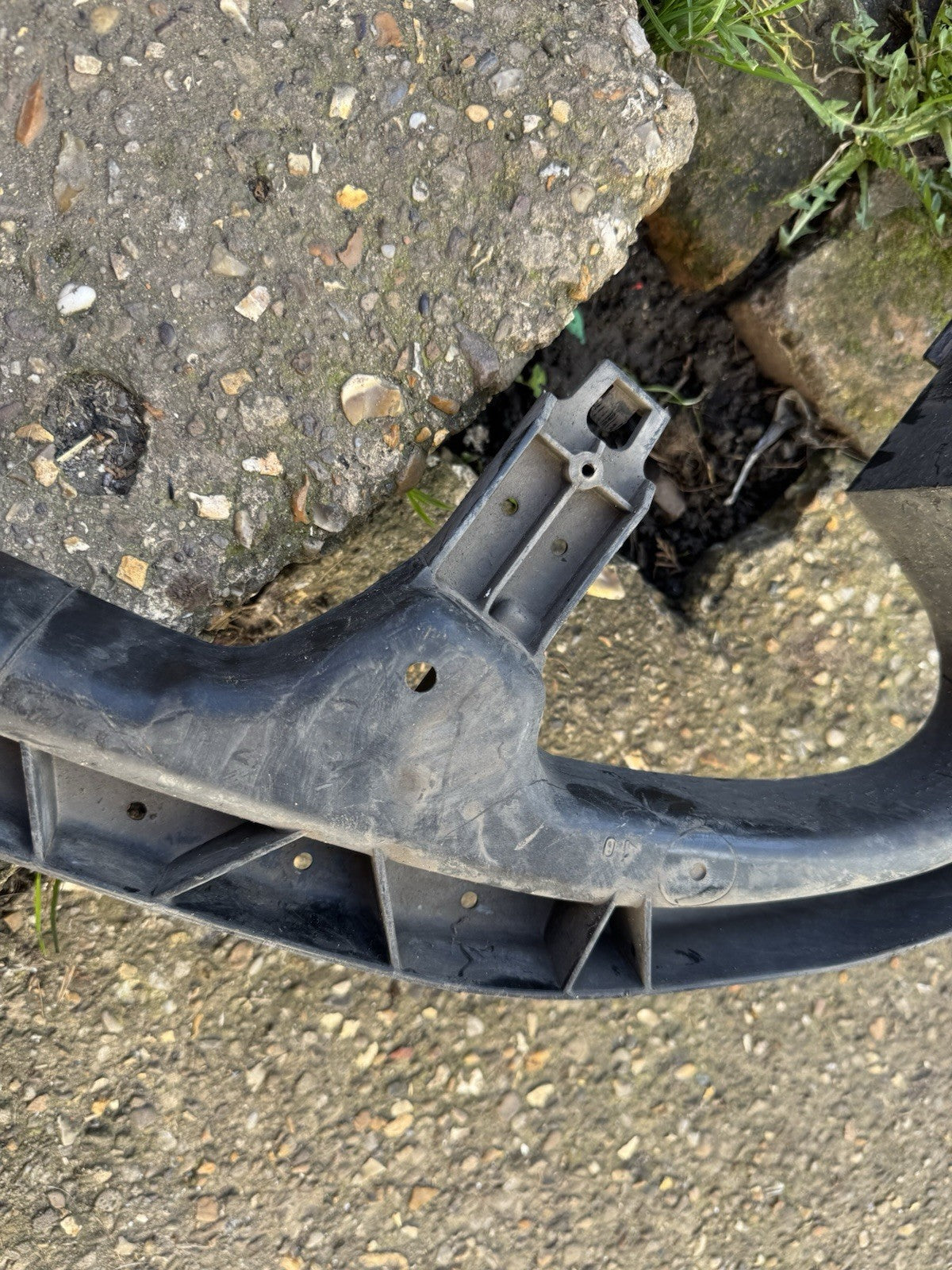 VAUXHALL ASTRA K MK7 FRONT BUMPER LOWER SUPPORT BRACKET PANEL 13423602 2016-21
