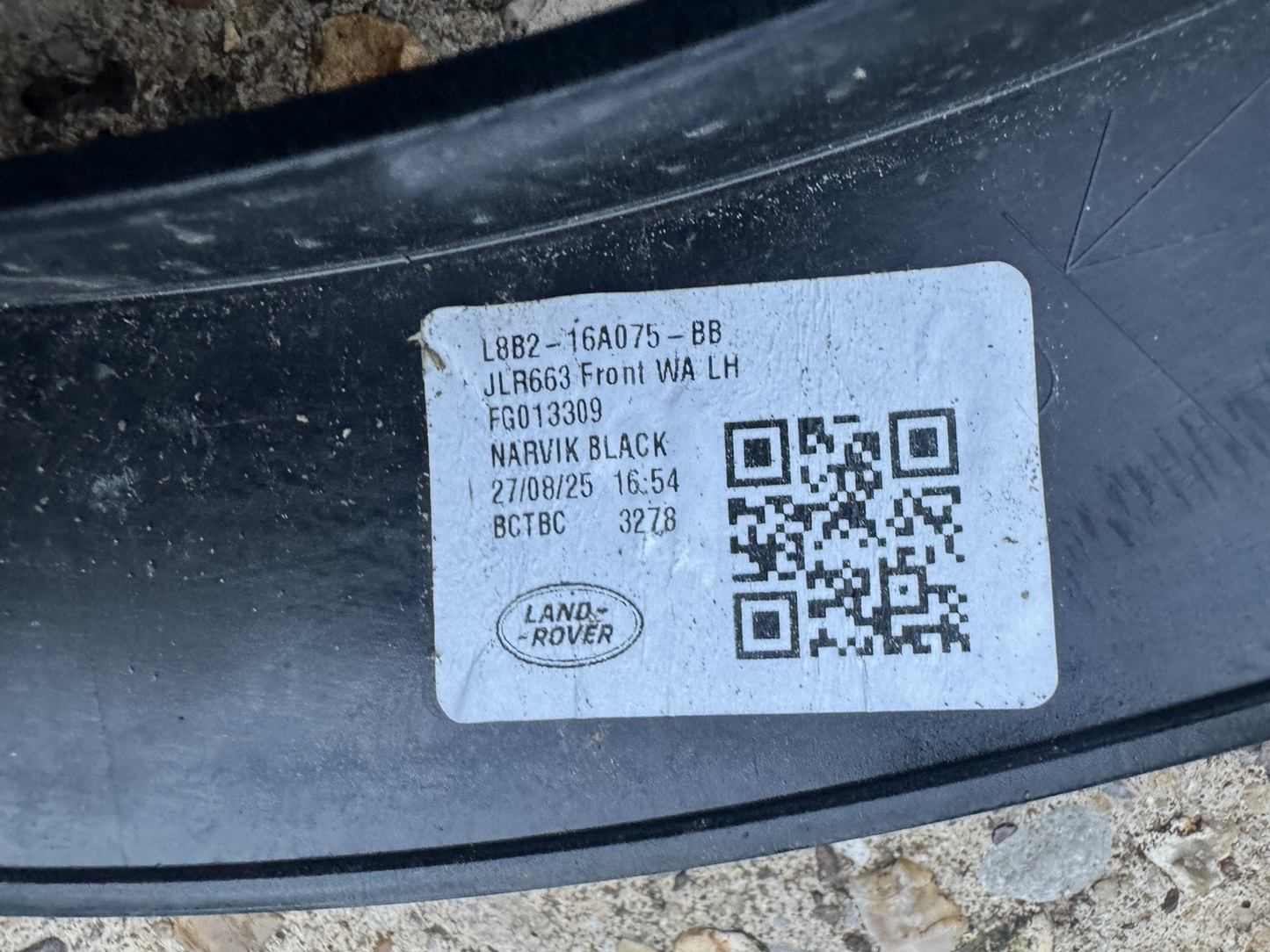 L8B216A075BX GENUINE  DEFENDER L663 FRONT LEFT WHEEL ARCH TRIM L8B2-16A075-BX