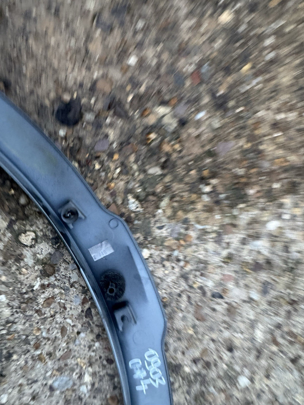 Range Rover Sport Wheel Arch Moulding Front Right mk72-16a074 from 2018