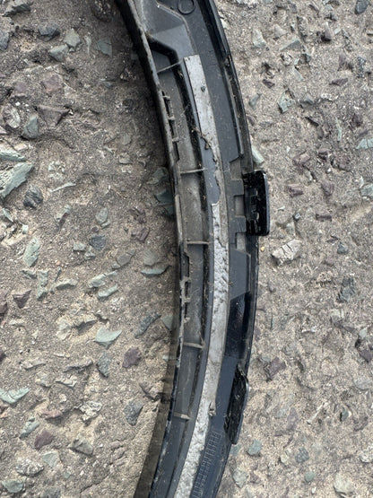 2016 AUDI Q3 FRONT LEFT PASSENGER SIDE WHEEL ARCH TRIM GENUINE 8U0853717