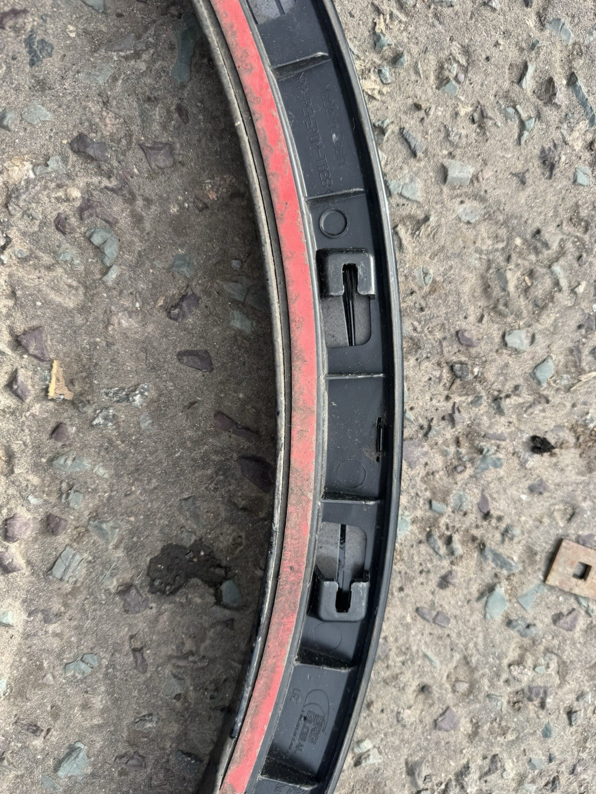 2016 AUDI Q3 FRONT LEFT PASSENGER SIDE WHEEL ARCH TRIM GENUINE 8U0853717
