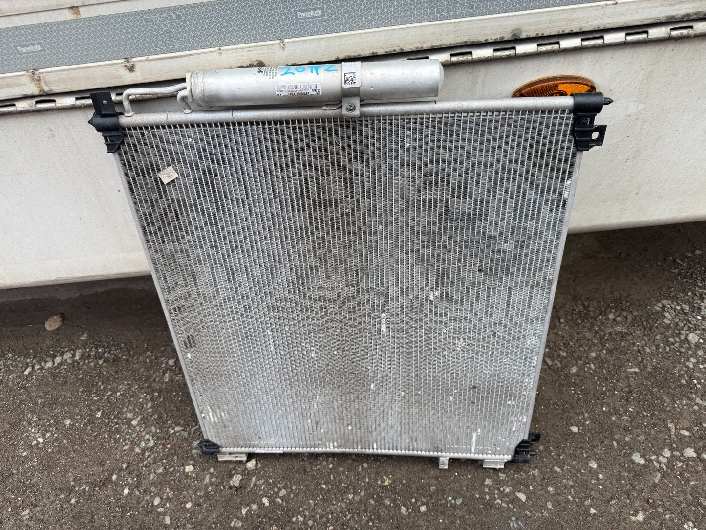 2025 LAND ROVER DEFENDER L663 AC Condenser LR181385 GENUINE