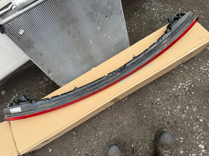 CUPRA Formentor 20- RHD centre LED tail light with fog (rear) 5FF945307C