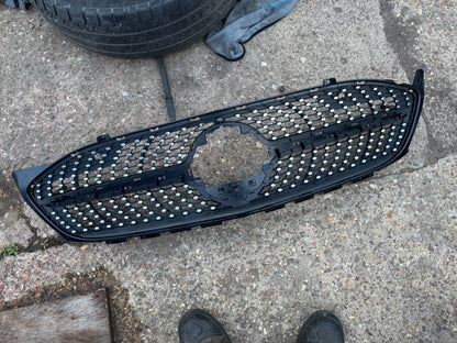 MERCEDES CLA CLASS W118 AMG  FRONT GRILL GENUINE A1188880000
