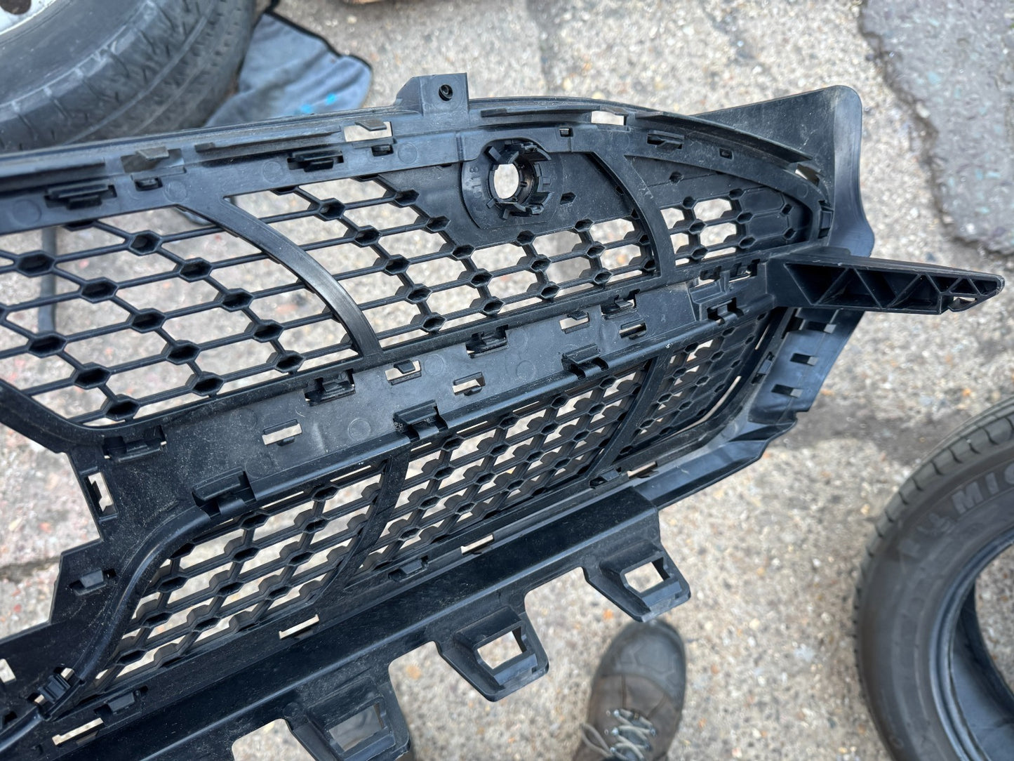 MERCEDES CLA CLASS W118 AMG  FRONT GRILL GENUINE A1188880000