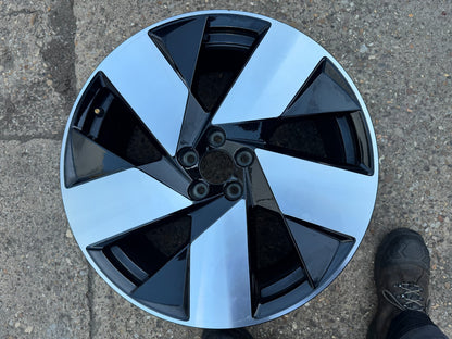 VOLVO C40 DIAMOND CUT 20" ALLOY WHEEL RIM REAR 9.0J 32143630 GENUINE X1