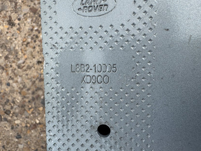 Land Rover Defender 2020 on Front bumper cross member L8B210005 Dented