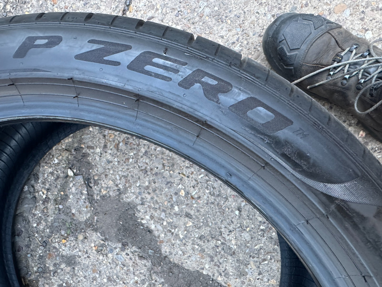 1x Pirelli P Zero 315 35 22 111Y XL NCO 5mm Tread DOT 4124