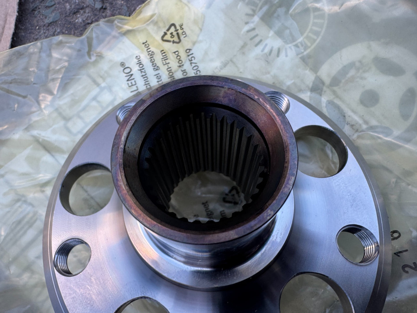 MERCEDES B220 W246 Front Wheel Hub 2.0 2.2D 2011-2018 A2463370145 Genuine NEW