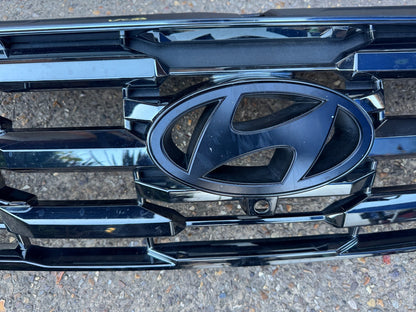 HYUNDAI TUCSON FRONT RADIATOR GRILLE COVER 86391-CZGA0 GENUINE 2024 2025 2026