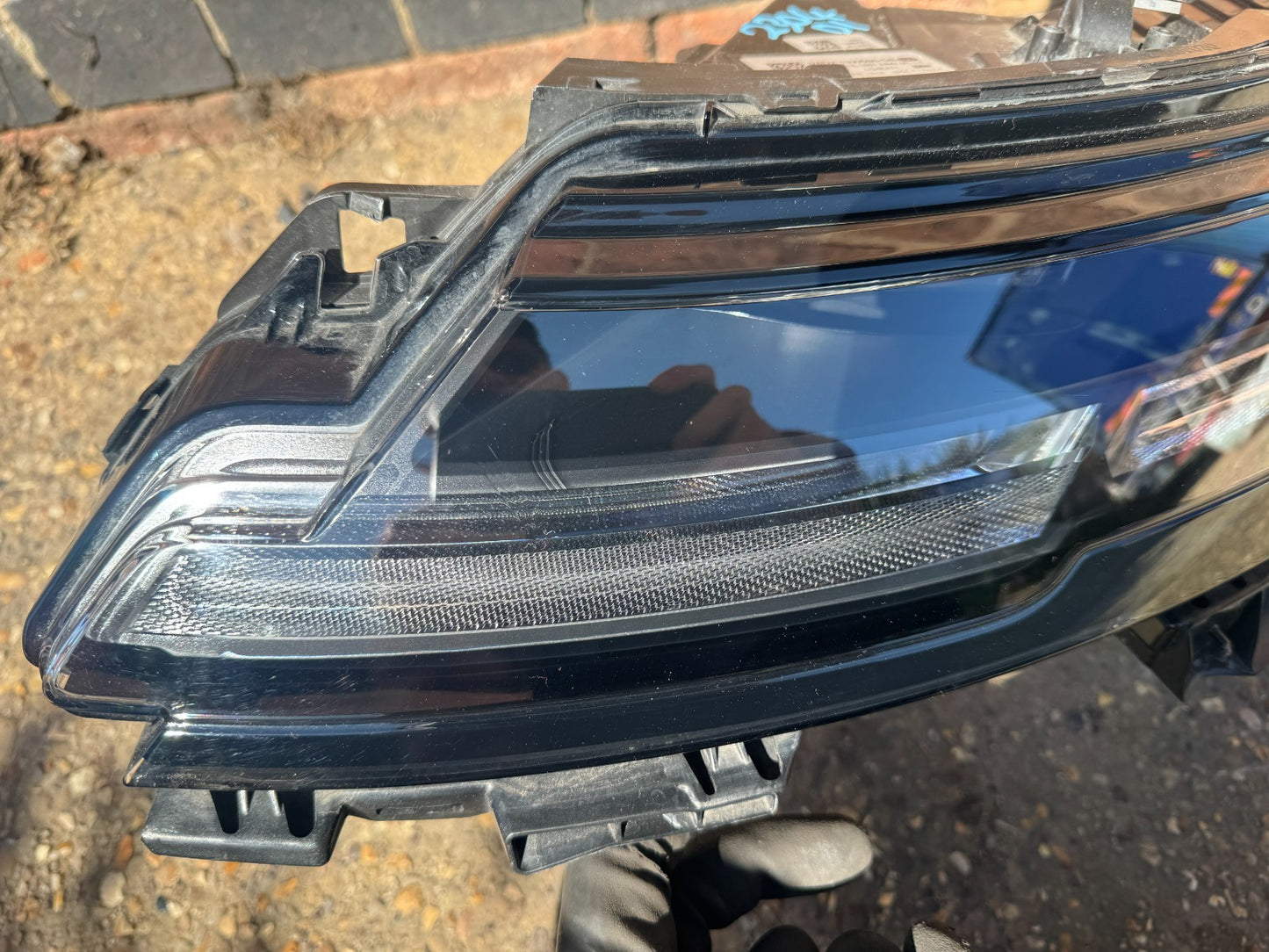 2025 Range Rover Evoque L551 Left LED Headlight 2019 ON R8D213W030DB DAMAGED