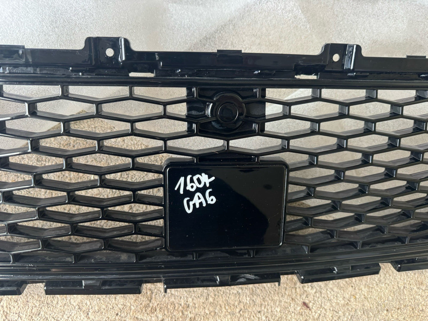 LAND ROVER DISCOVERY DYNAMIC L550 FRONT BUMPER LOWER GRILLE (1551) LK72-17F791-F