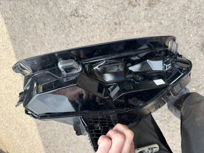 PEUGEOT E-3008 E-5008 PASSENGER SIDE LEFT LED HEADLIGHT 9864068380 2024 2025