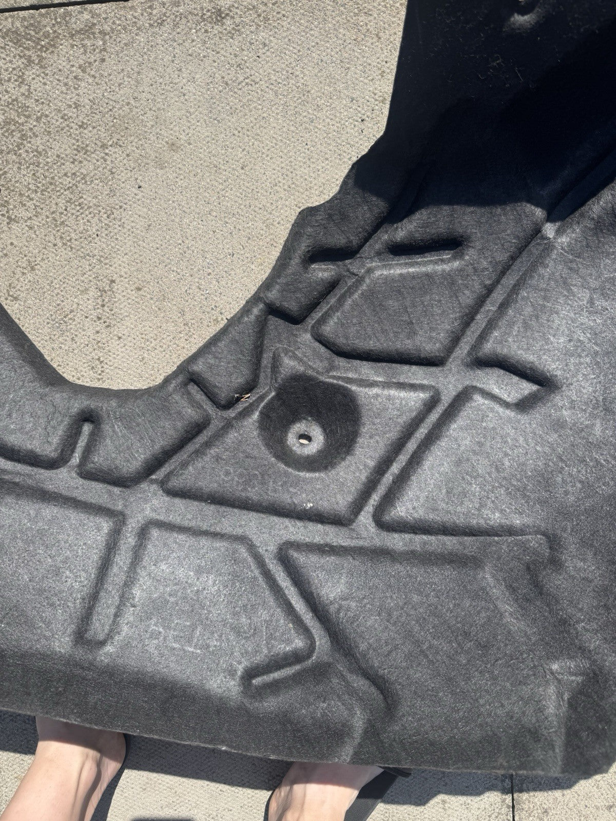 Land Rover Defender L663 Wheel Arch Liner Front Right P.n L8B2-16A578AF