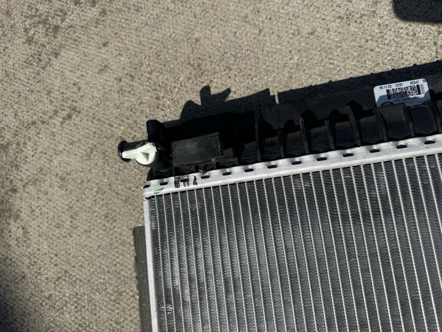 2020 Land Rover Discovery L550 2.0 MHEV Complete Radiator Pack K8D2-8005-AD