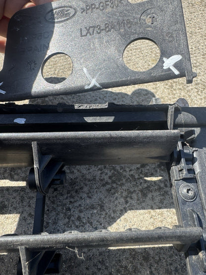 DAMAGED!!!! XE X760 Lower Air Deflector Shutter T2H45586 GENUINE