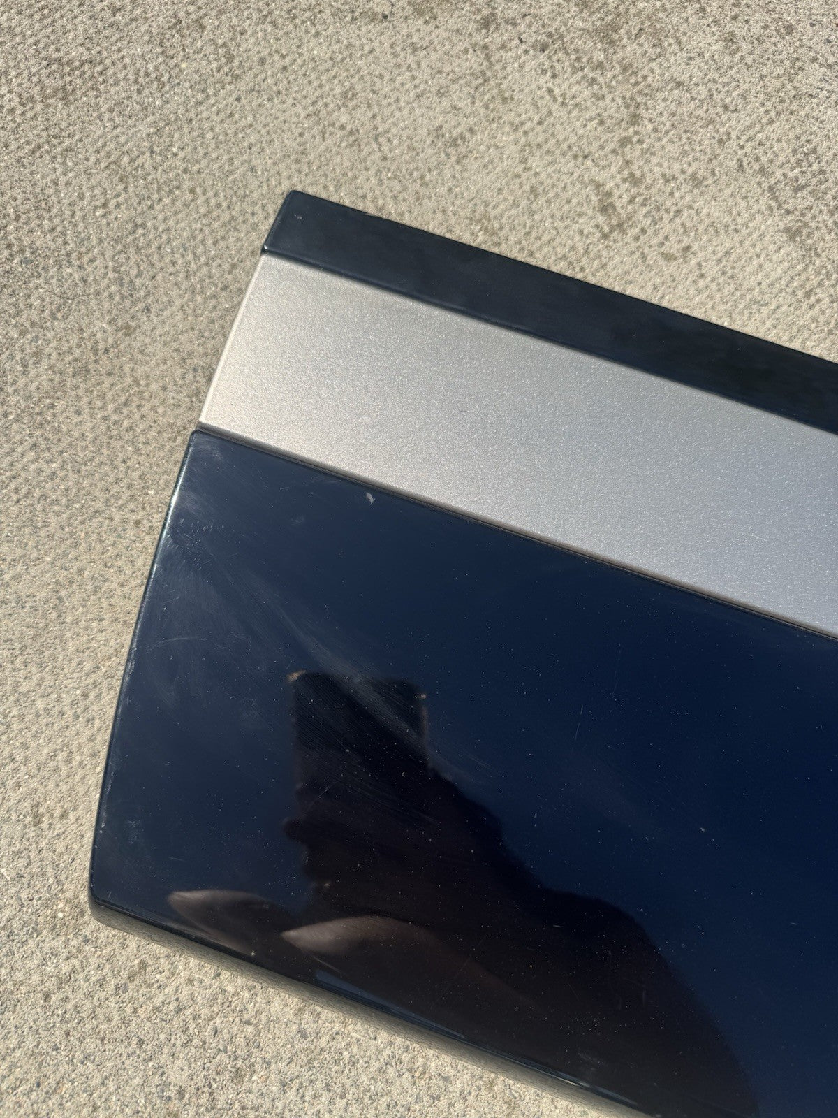 Genuine RANGE ROVER VELAR L560 Rear Left Door Molding Trim J8A2-274A49-BBW