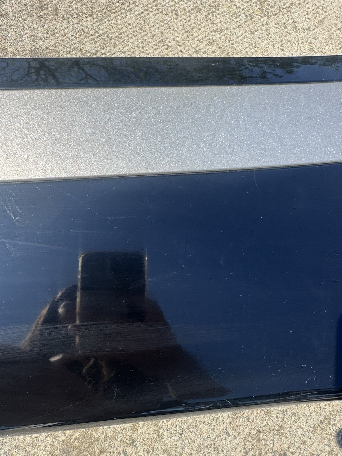 Genuine RANGE ROVER VELAR L560 Rear Left Door Molding Trim J8A2-274A49-BBW