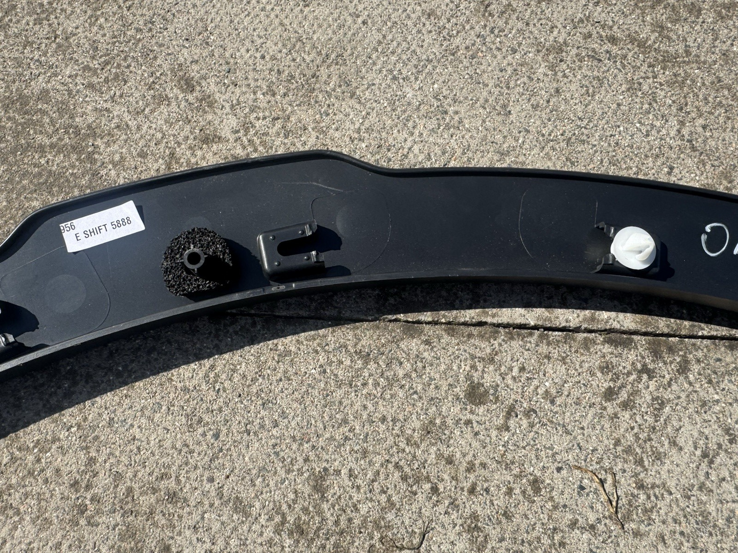 LAND ROVER DISCOVERY SPORT L550 WHEEL ARCH FRONT RIGHT PASSENGER  FK72-16A074-AC