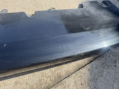 damaged 2015-2019 VOLVO XC90 FRONT BUMPER LOWER PART IN BLACK COLOUR. 31383825