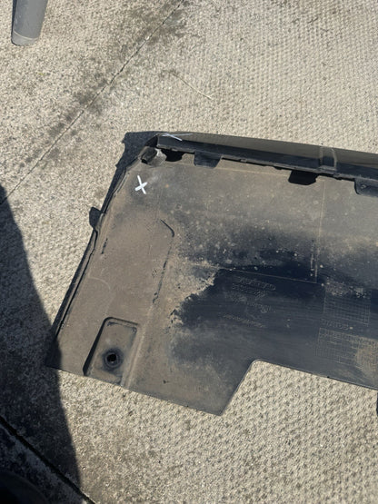 damaged 2015-2019 VOLVO XC90 FRONT BUMPER LOWER PART IN BLACK COLOUR. 31383825