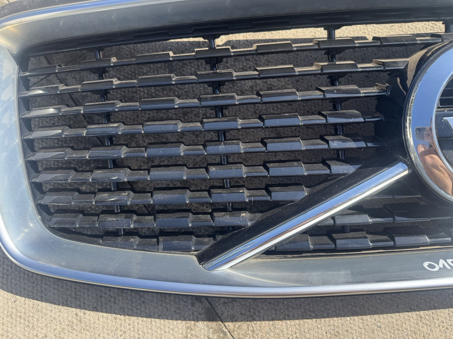 VOLVO XC60 2015-2017 FRONT BUMPER 31408442