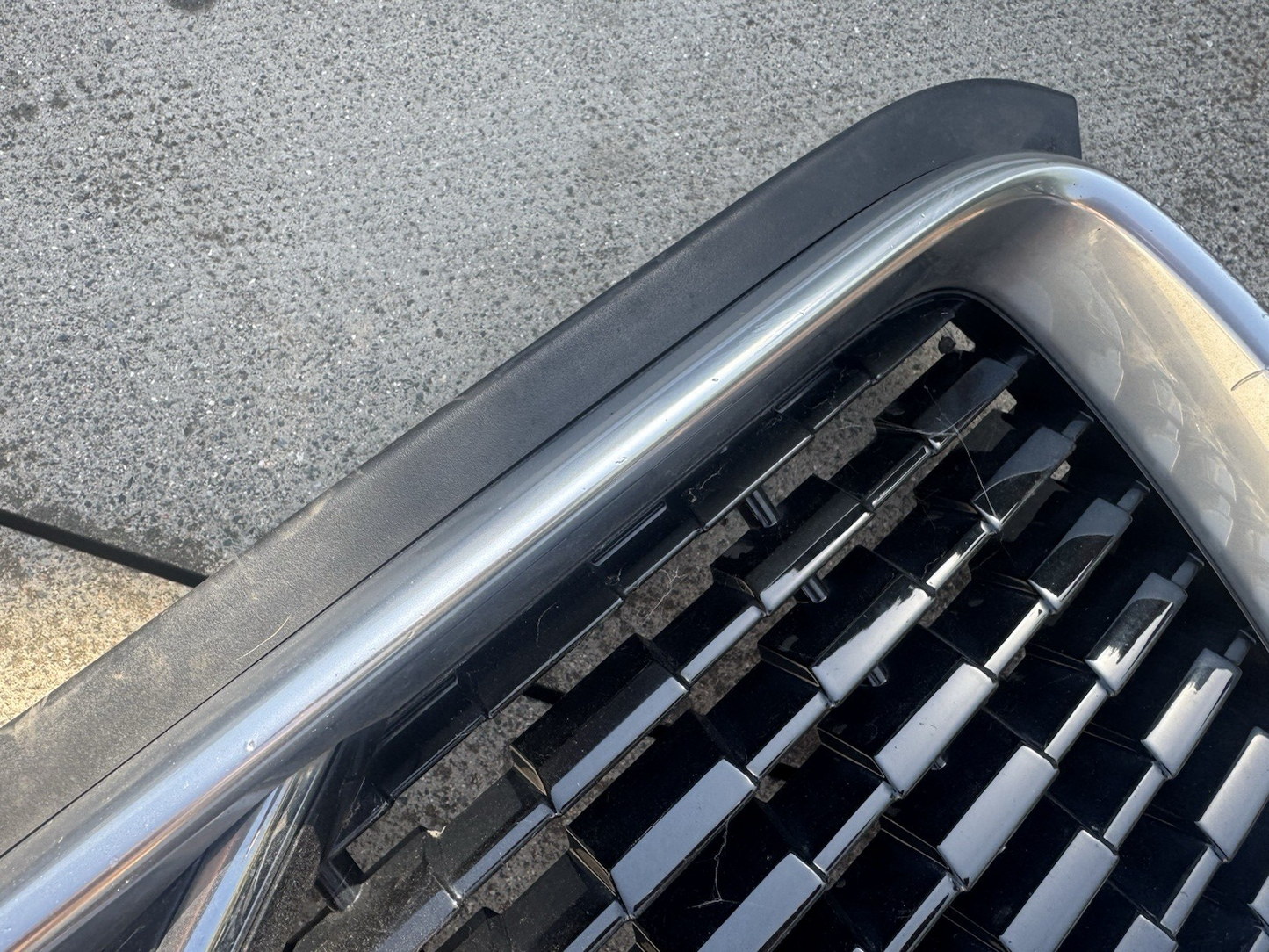 VOLVO XC60 2015-2017 FRONT BUMPER 31408442