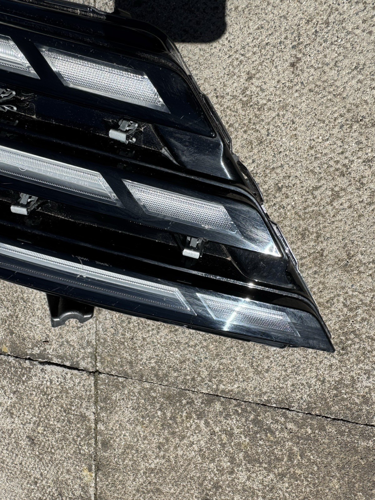 PEUGEOT 3008 MK3 2023-ON FRONT LEFT DAYTIME RUNNING LIGHT P/N 9845434880 GENUINE