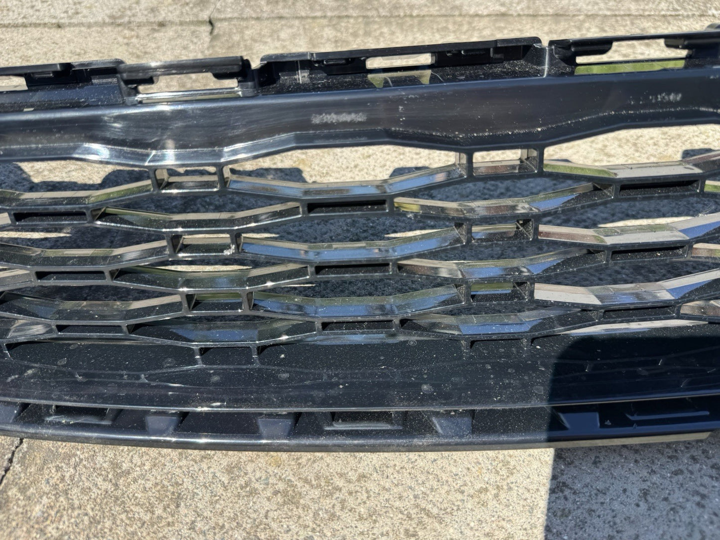 Range Rover Sport L494 2021on  Front Bumper Lower Grill N9X2-17F791-B new Gen