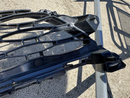 Range Rover Sport L494 2021on  Front Bumper Lower Grill N9X2-17F791-B new Gen