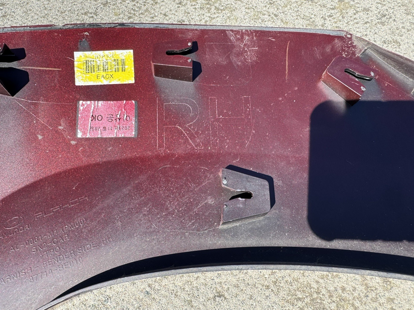 Hyundai Kona II 2023 Front Right Fender Trim/Protection Strip 87714BE010