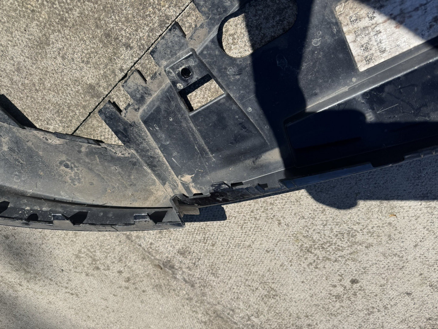 RANGE ROVER VELAR L560 2017 ON GENUINE FRONT BUMPER LOWER TRIM J8A2-17F775-BC
