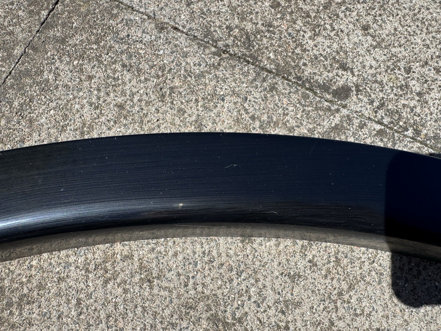 LAND ROVER DISCOVERY L462 GENUINE FRONT LEFT ARCH TRIM HY3M-16A075-AC