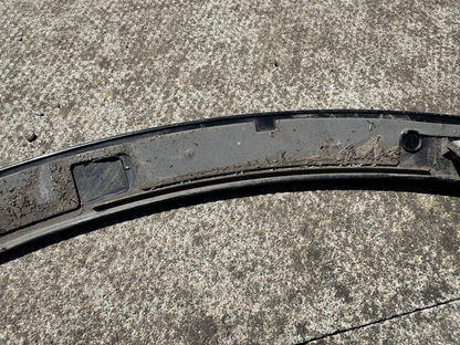 LAND ROVER DISCOVERY L462 GENUINE FRONT LEFT ARCH TRIM HY3M-16A075-AC