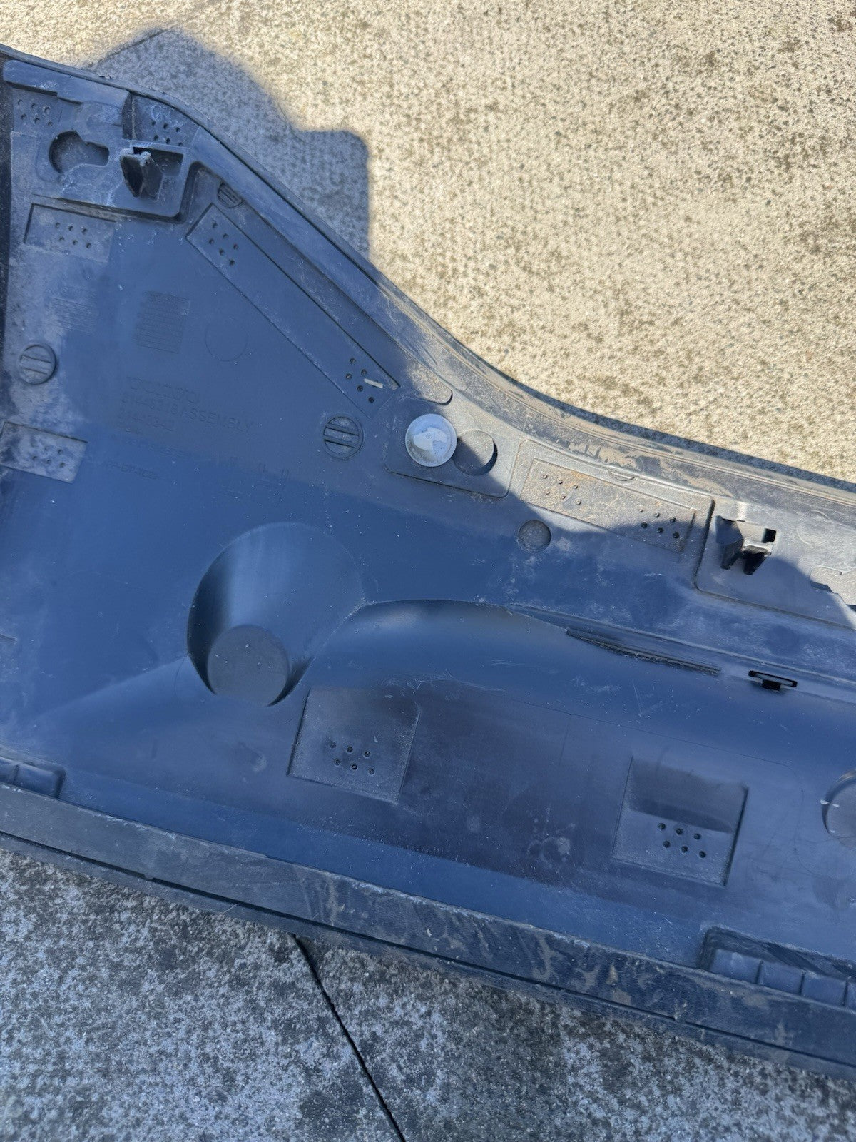 VOLVO XC40 DOOR MOULDING TRIM REAR LEFT 2018-2022 GENUINE 31448318