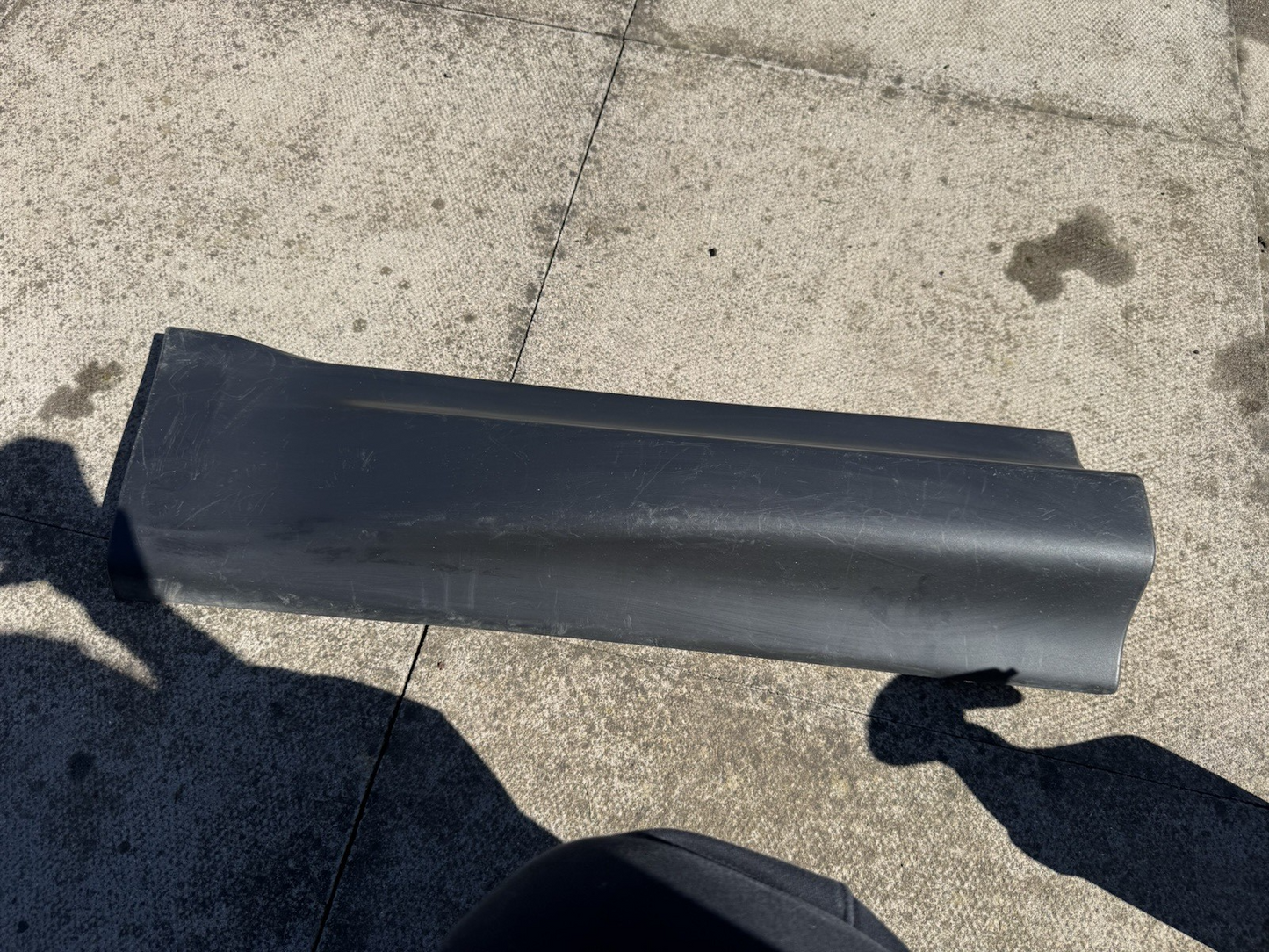 RANGE ROVER 13-17 SPORT L494  REAR BOTTOM DOOR TRIM RIGHT SIDE DK62-274A48-AB