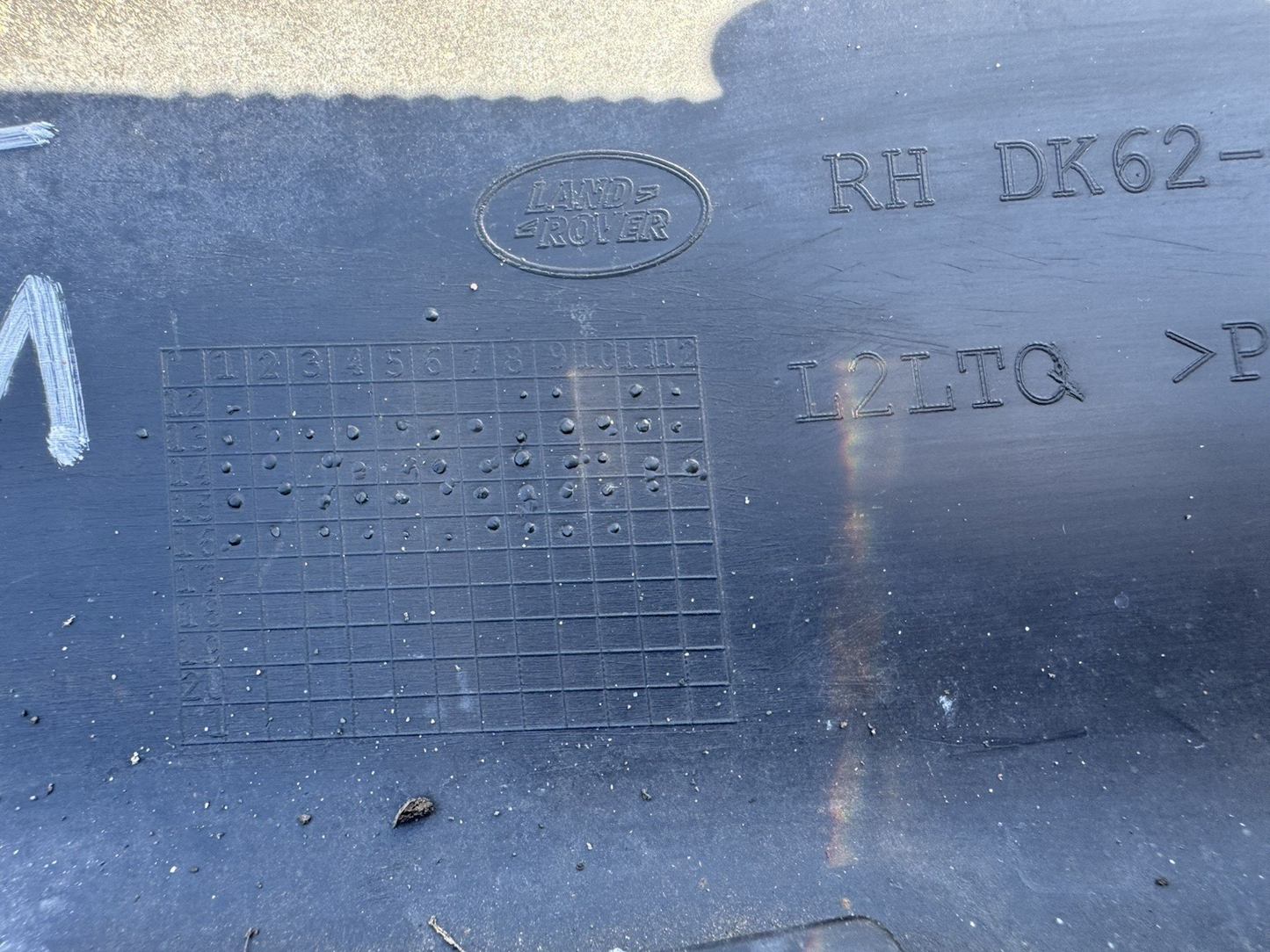 RANGE ROVER 13-17 SPORT L494  REAR BOTTOM DOOR TRIM RIGHT SIDE DK62-274A48-AB
