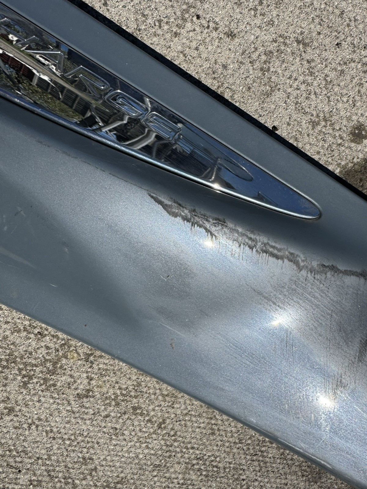 Genuine Volvo XC60 MK2 rear left door trim molding 32208742