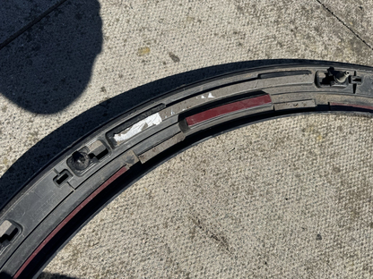 AUDI E-TRON 2018-ON FRONT LEFT SIDE N/S WHEEL ARCH TRIM 4KE853717 GENUINE #W679
