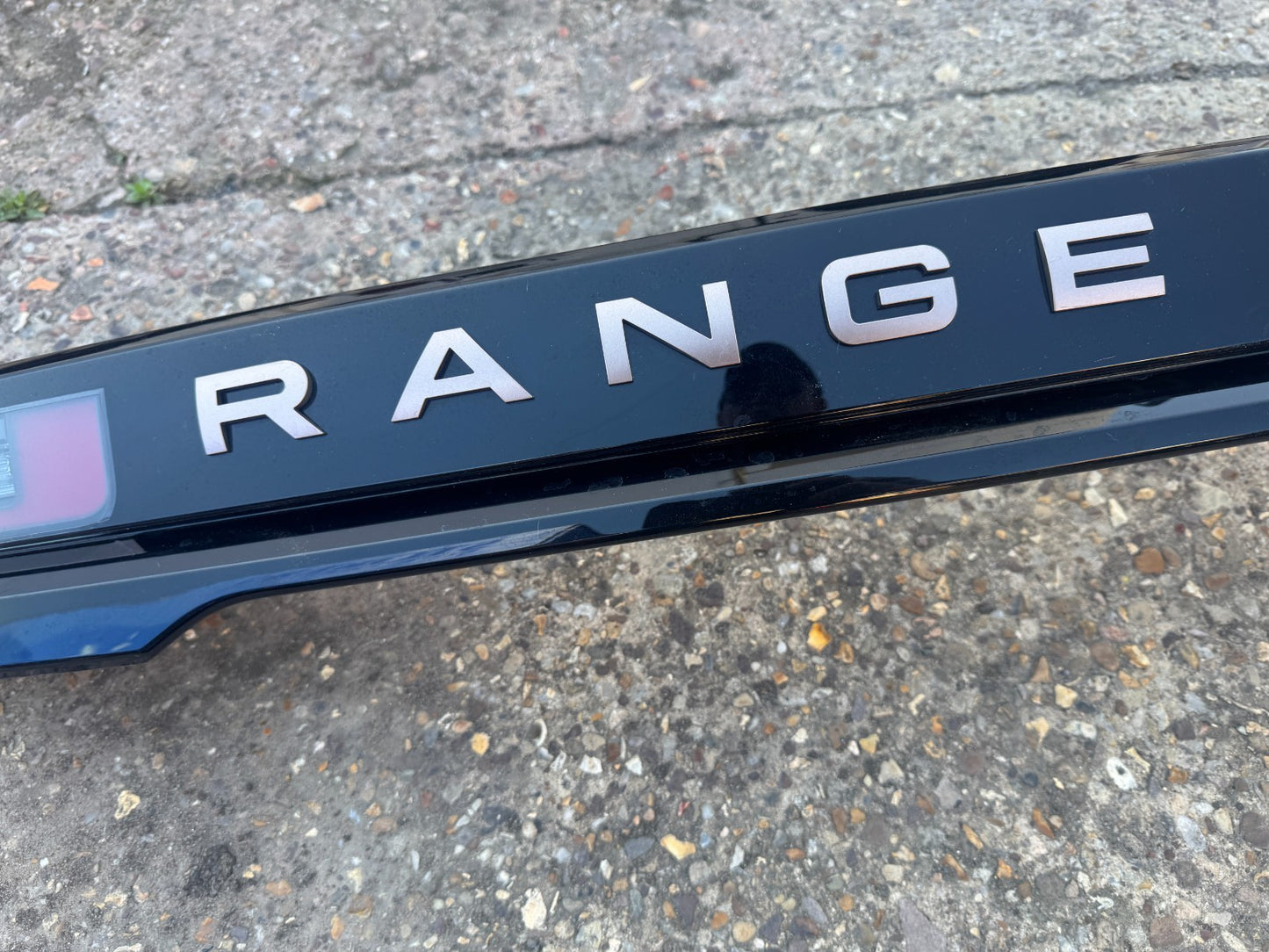 2025 Range Rover Velar Rear Tailgate Boot Light N8A215C436AD L560 Copper Letters