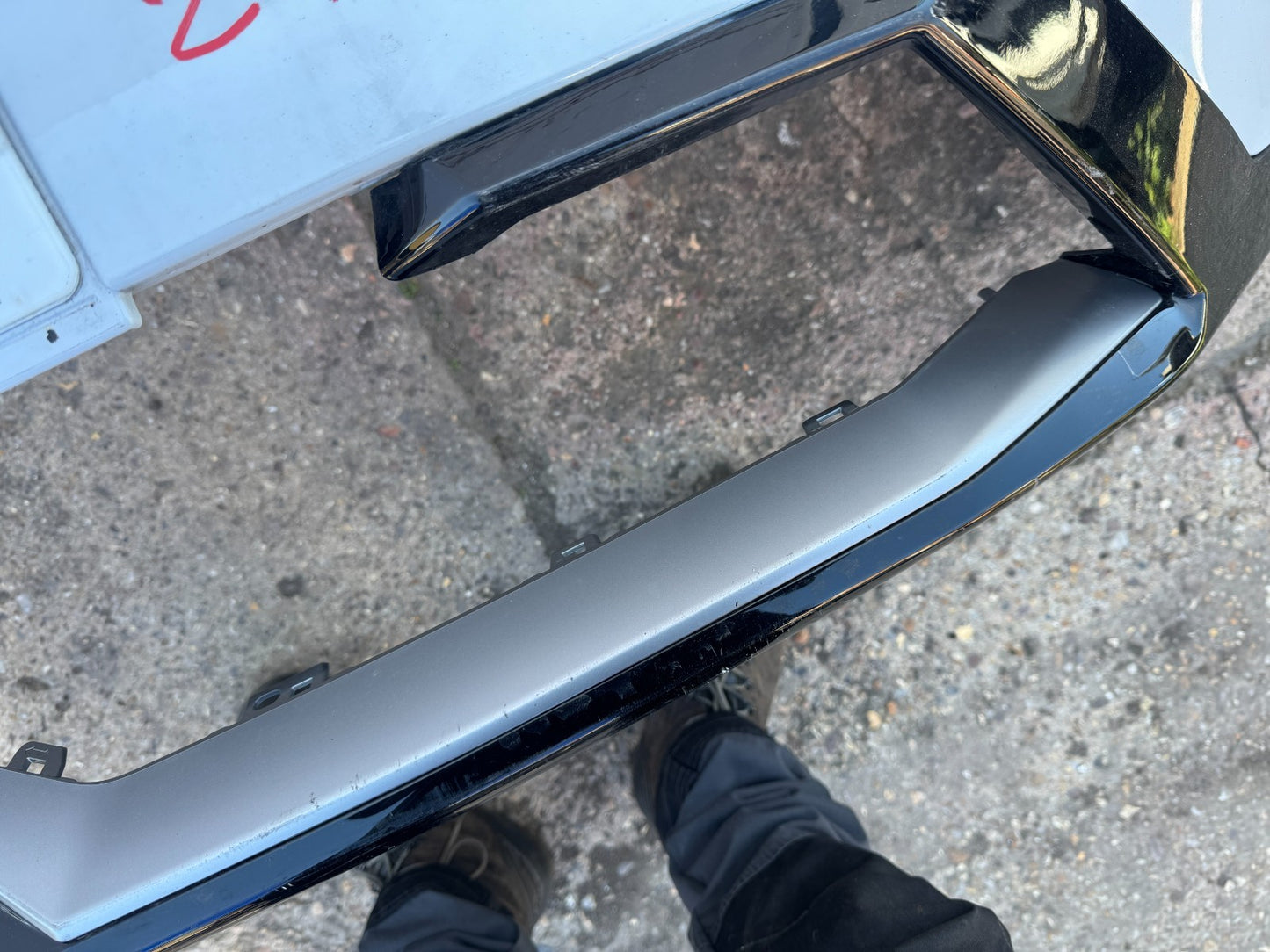 PEUGEOT E-3008 / 5008 2024 ONWARDS GENUINE FRONT BUMPER 9846491180