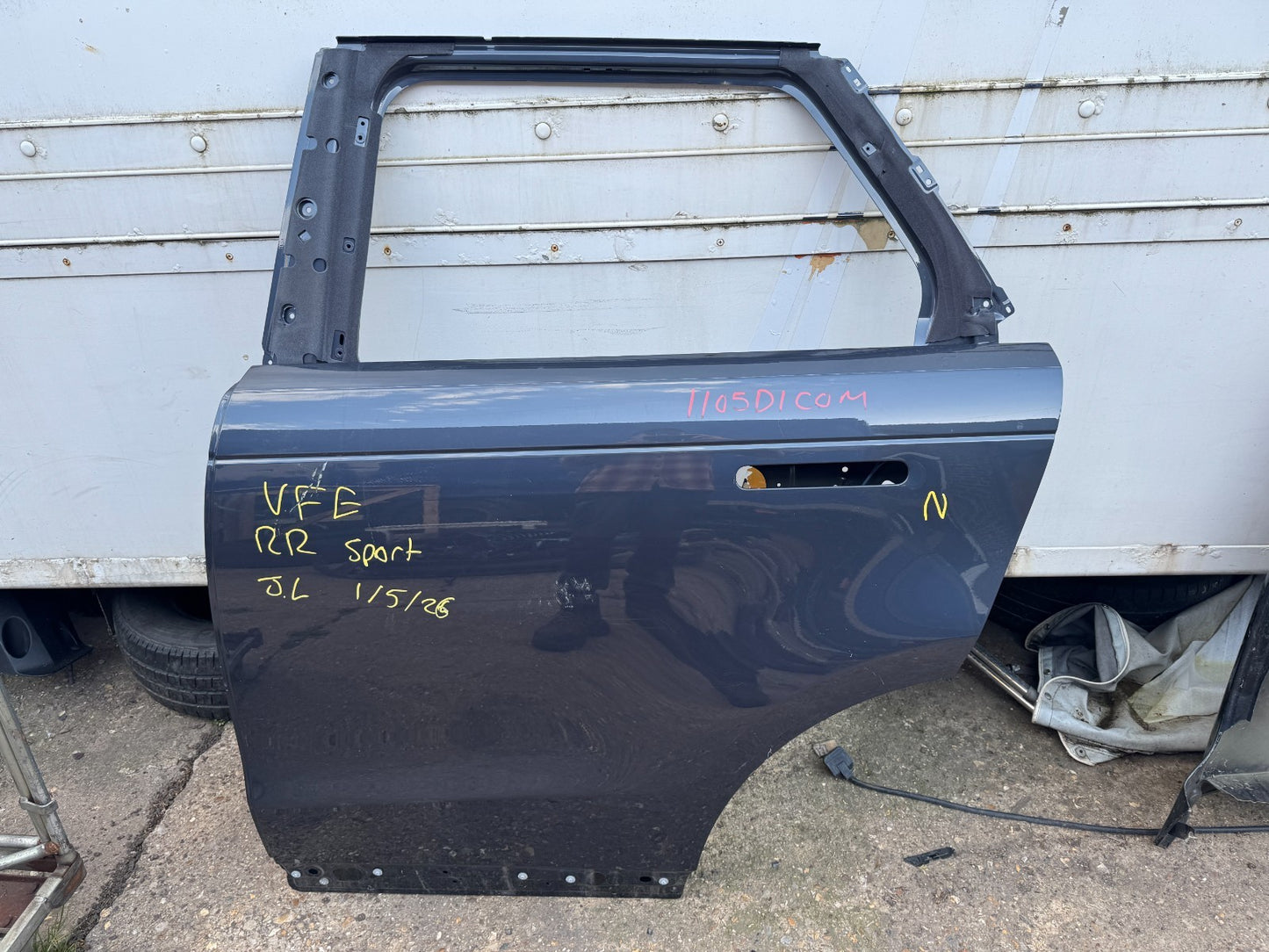 GENUINE Range Rover Sport L461 Rear Left Hand Door M8E220255AA
