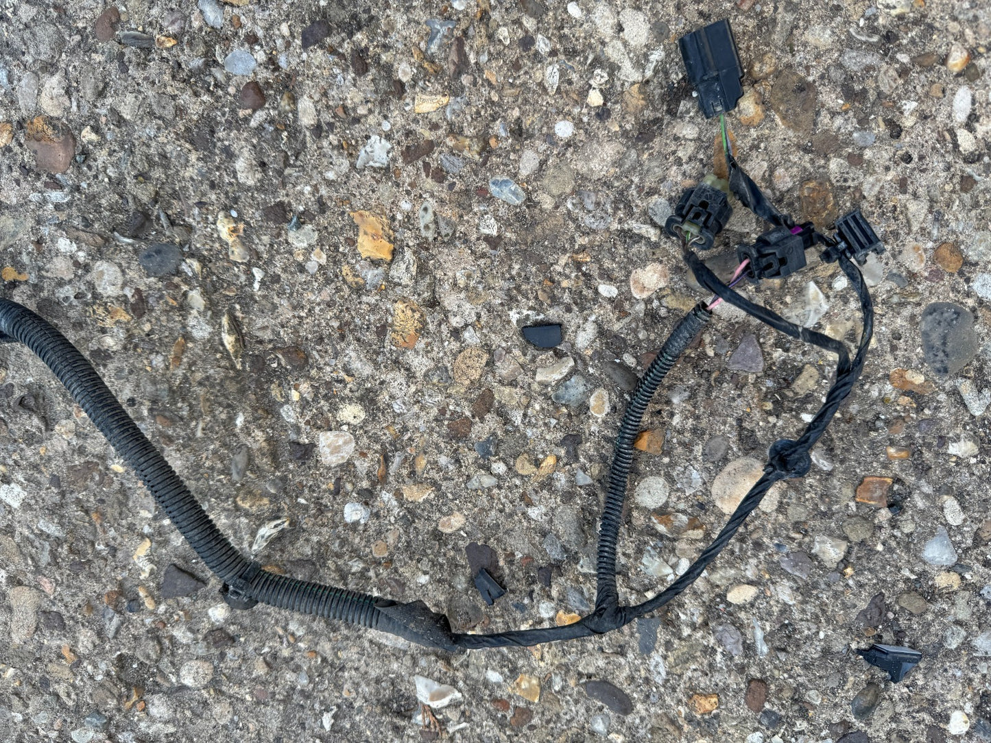 Volvo S90, V90 2018 Front parking sensor PDC wiring loom 32356842